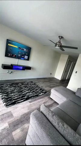 7904 West Dr 315, North Bay Village, FL 33141