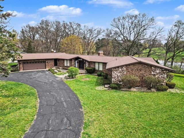 56585 Fairway Drive, Paw Paw Twp, MI 49079