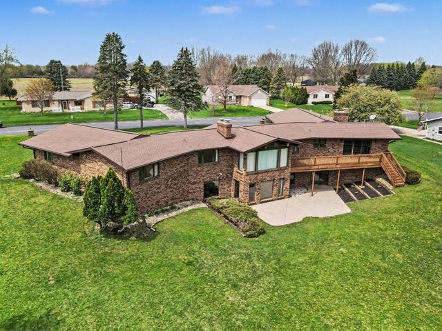 56585 Fairway Drive, Paw Paw Twp, MI 49079