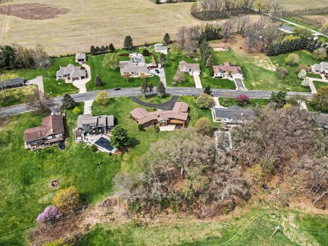 56585 Fairway Drive, Paw Paw Twp, MI 49079
