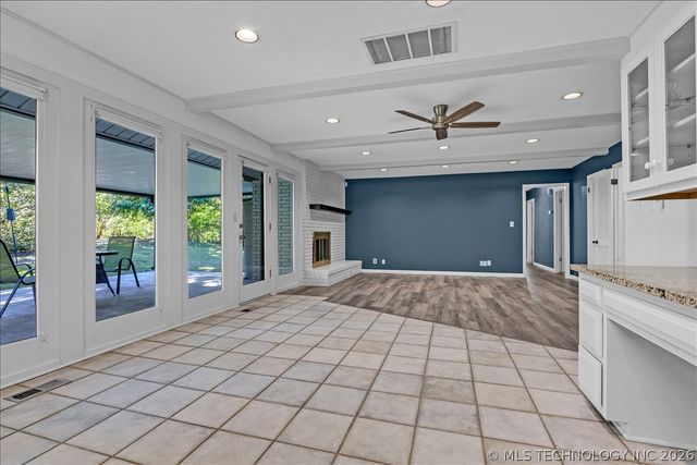 5847 S 67th East Avenue, Tulsa, OK 74145
