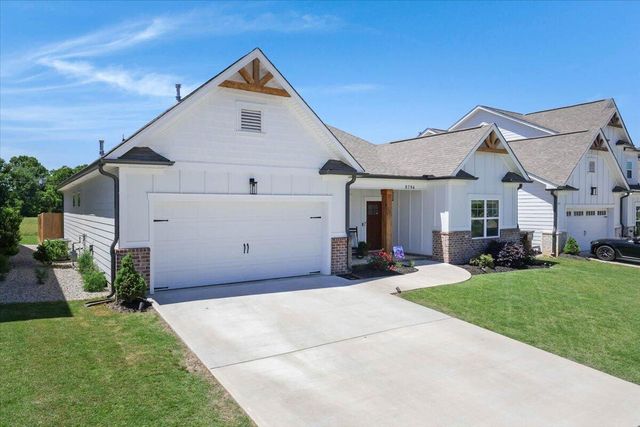 8794 Knolling Loop 43, Ooltewah, TN 37363