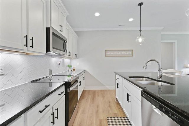8794 Knolling Loop 43, Ooltewah, TN 37363