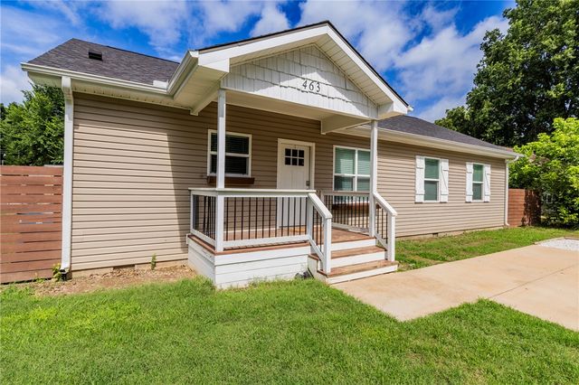463 N Davis Street, Pea Ridge, AR 72751