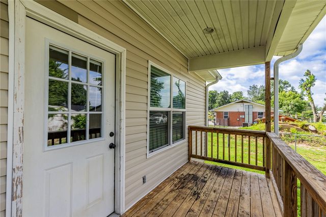 463 N Davis Street, Pea Ridge, AR 72751
