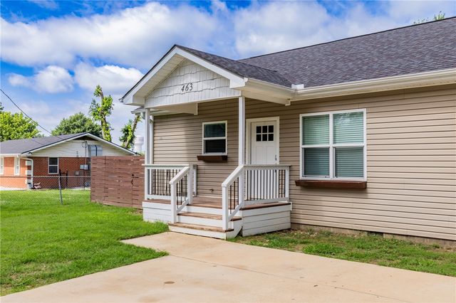 463 N Davis Street, Pea Ridge, AR 72751