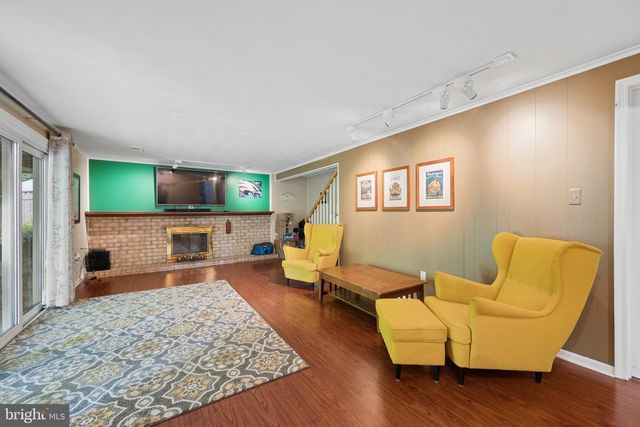 14007 MANORVALE RD, Rockville, MD 20853