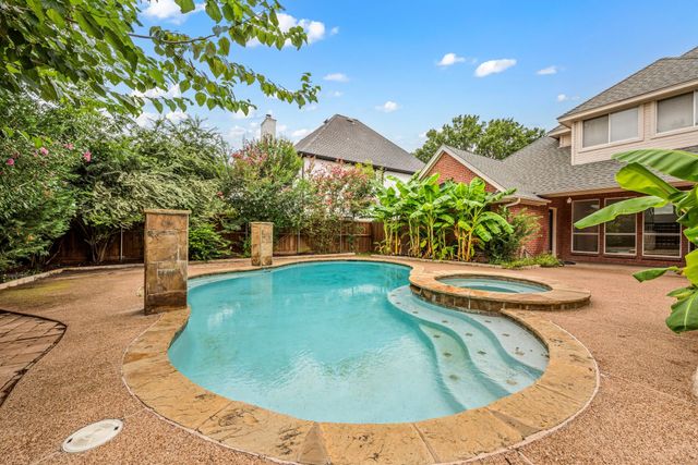 2101 Tarrant Lane, Colleyville, TX 76034