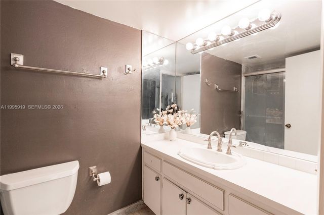 1440 Brickell Bay Dr 203, Miami, FL 33131