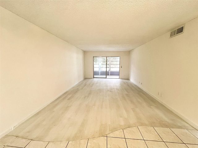 2502 Antigua Terrace K-1, Coconut Creek, FL 33066