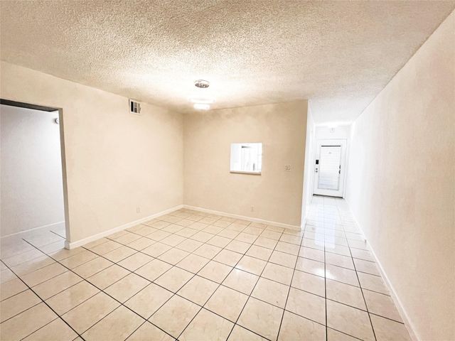 2502 Antigua Terrace K-1, Coconut Creek, FL 33066