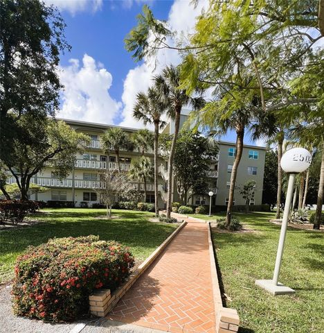 2502 Antigua Terrace K-1, Coconut Creek, FL 33066