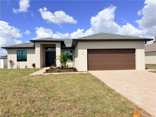 703 NW 1st TER, Cape Coral, FL 33993