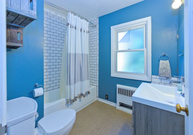 1027 W 29th Ave, Spokane, WA 99203