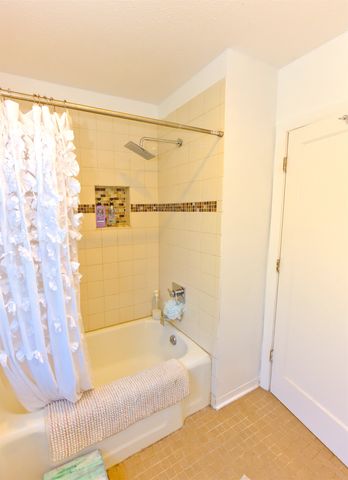 1027 W 29th Ave, Spokane, WA 99203