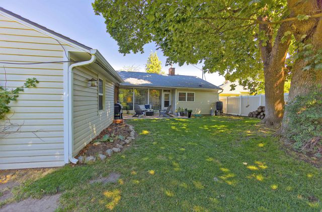 1027 W 29th Ave, Spokane, WA 99203