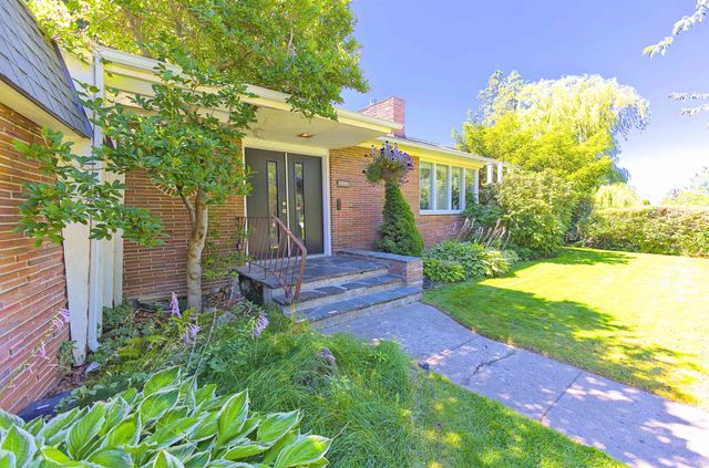 1027 W 29th Ave, Spokane, WA 99203
