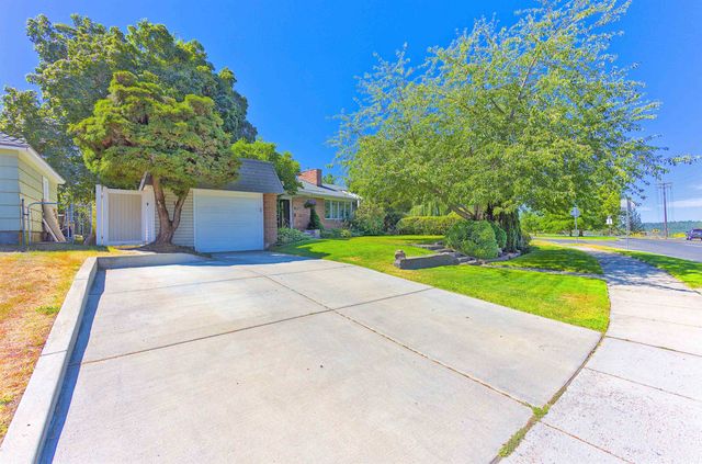 1027 W 29th Ave, Spokane, WA 99203