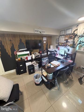 1005 LANDOVER DR, Reading, PA 19605