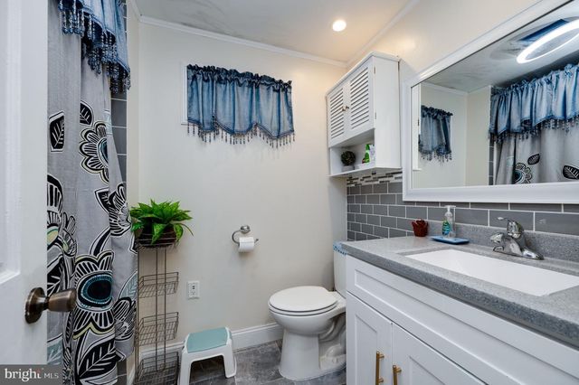 1005 LANDOVER DR, Reading, PA 19605