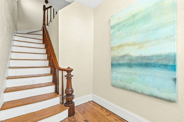 11 Symonds St 2, Salem, MA 01970