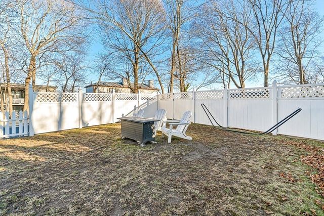 11 Symonds St 2, Salem, MA 01970