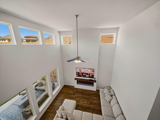 515 Watershield CV, Georgetown, TX 78633