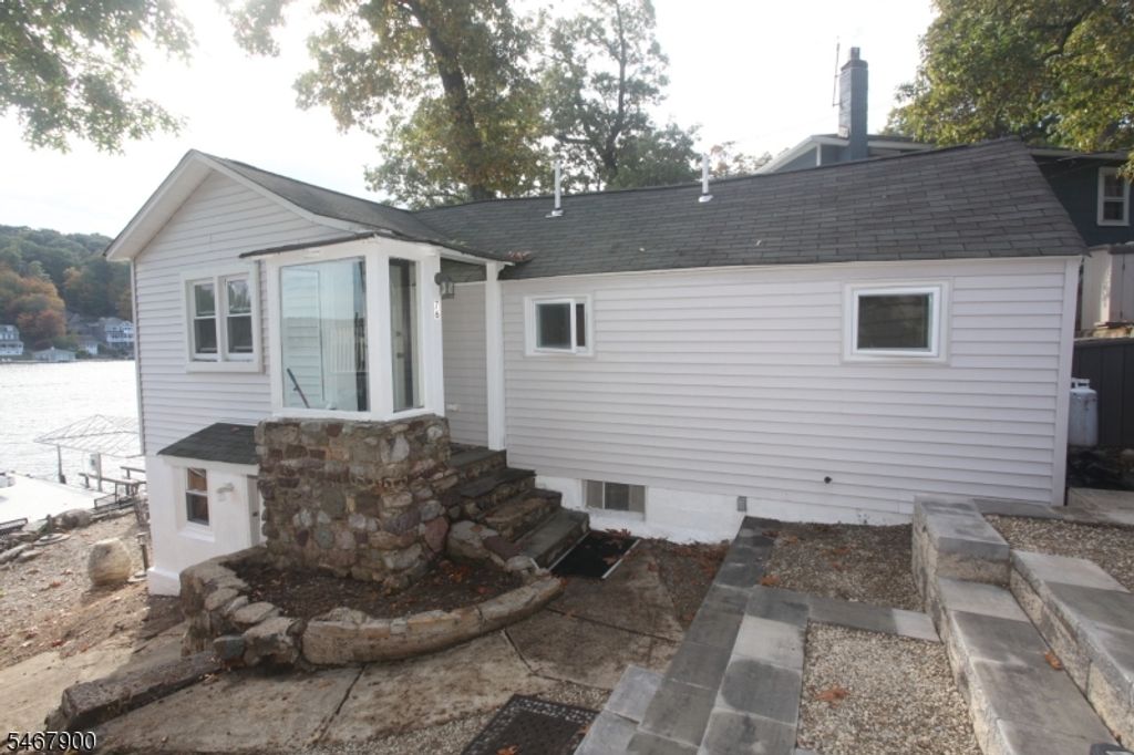 76 Ithanell Rd, Hopatcong Boro, NJ 07843 — photo 3