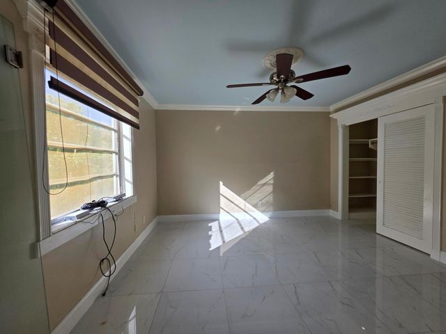 201 S Lakeside Drive 8, Lake Worth Beach, FL 33460