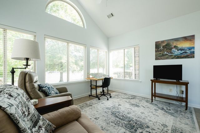 393 Mountain Terrace Circle, Maumelle, AR 72113