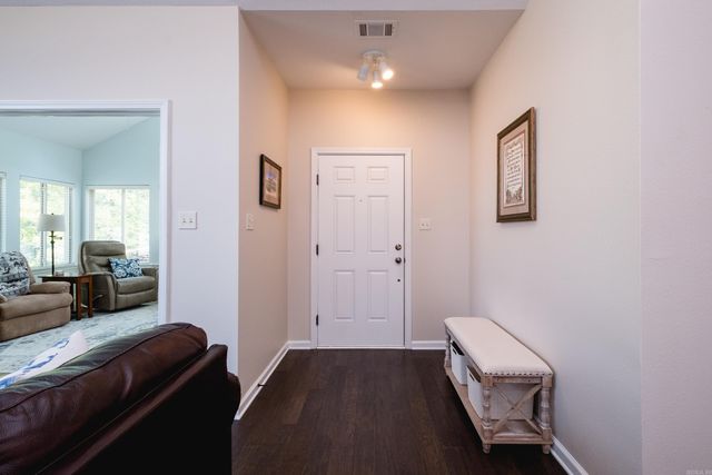 393 Mountain Terrace Circle, Maumelle, AR 72113