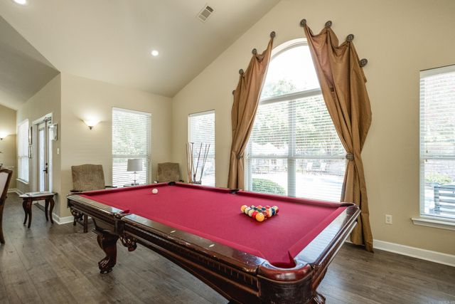 393 Mountain Terrace Circle, Maumelle, AR 72113