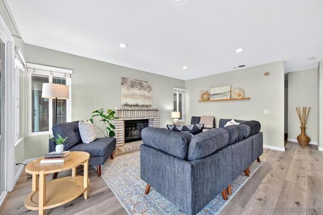 3778 Via Las Villas, Oceanside, CA 92056