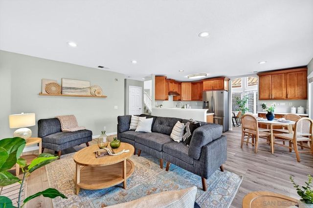 3778 Via Las Villas, Oceanside, CA 92056
