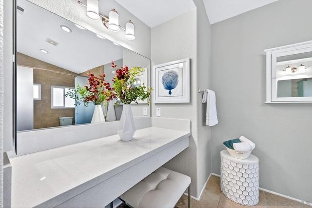 3778 Via Las Villas, Oceanside, CA 92056