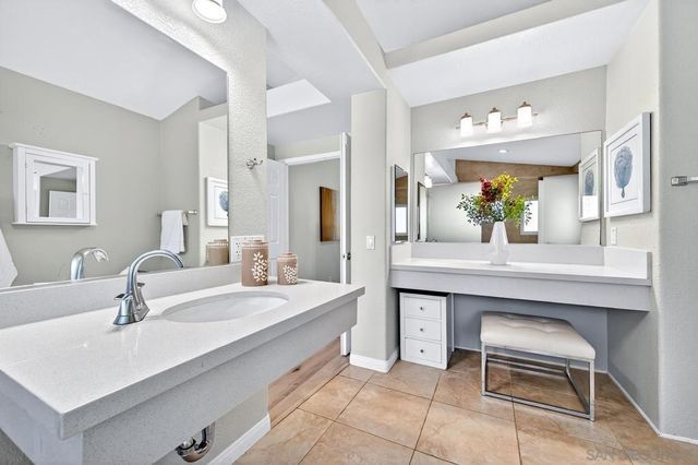 3778 Via Las Villas, Oceanside, CA 92056