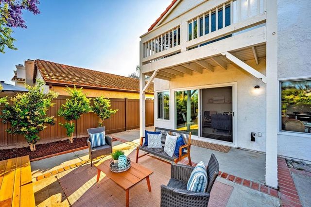 3778 Via Las Villas, Oceanside, CA 92056