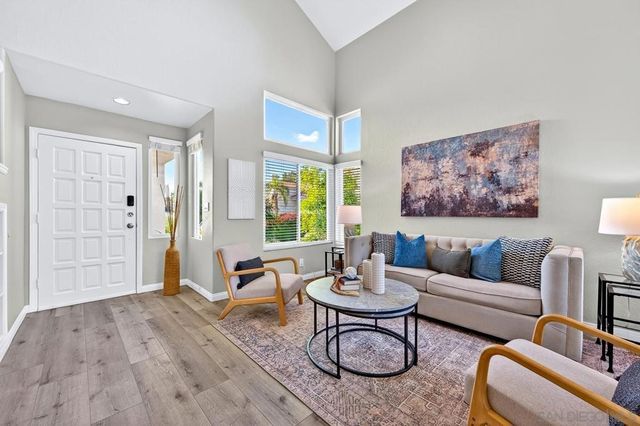 3778 Via Las Villas, Oceanside, CA 92056