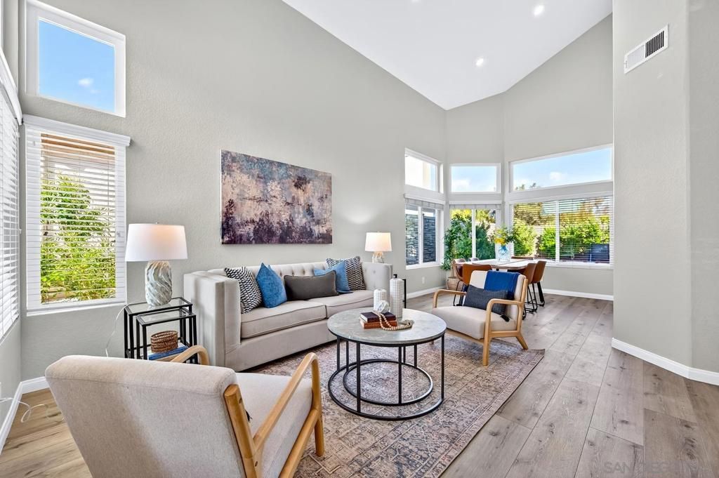 3778 Via Las Villas, Oceanside, CA 92056