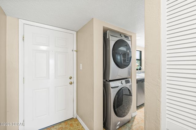 3390 Ocean Shore Boulevard, Ormond Beach, FL 32176