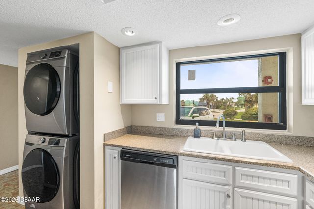 3390 Ocean Shore Boulevard, Ormond Beach, FL 32176