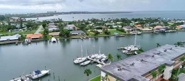 1225 Carlton Court 202, Fort Pierce, FL 34949