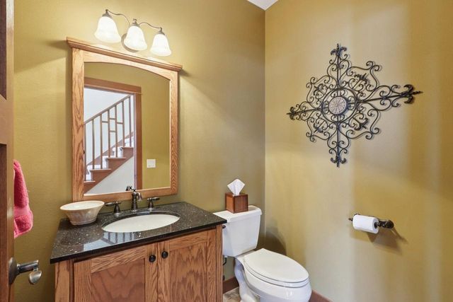 385 Wynnwood Drive, Verona, WI 53593