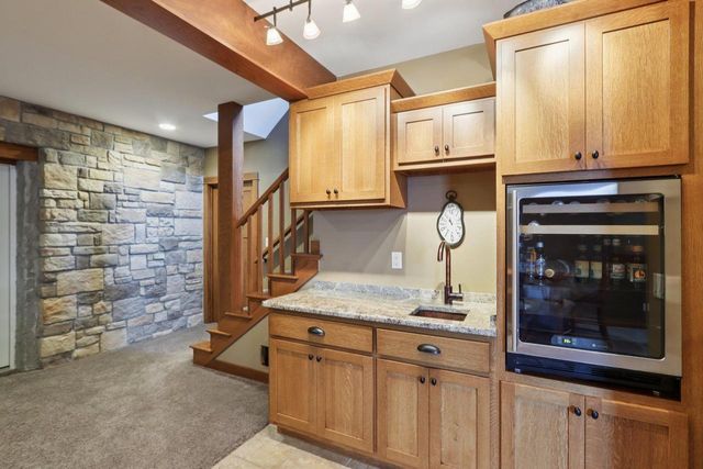 385 Wynnwood Drive, Verona, WI 53593