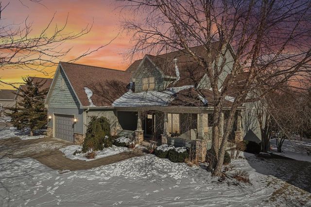 385 Wynnwood Drive, Verona, WI 53593