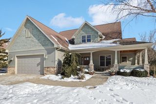 385 Wynnwood Drive, Verona, WI 53593