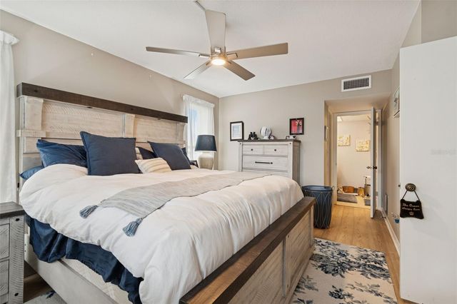 5220 BRITTANY DRIVE S 501, St Petersburg, FL 33715