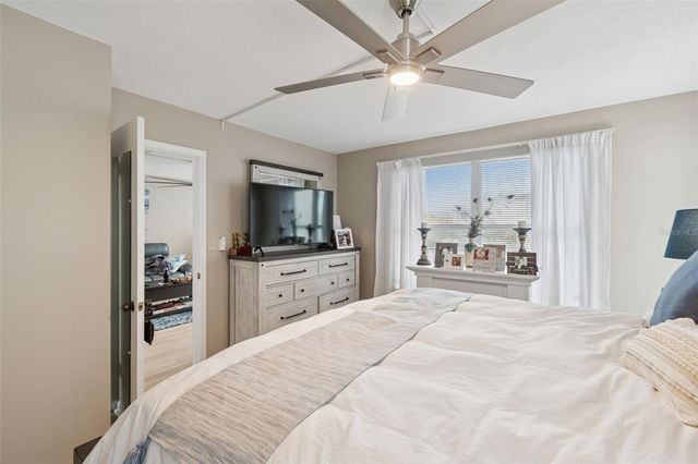 5220 BRITTANY DRIVE S 501, St Petersburg, FL 33715