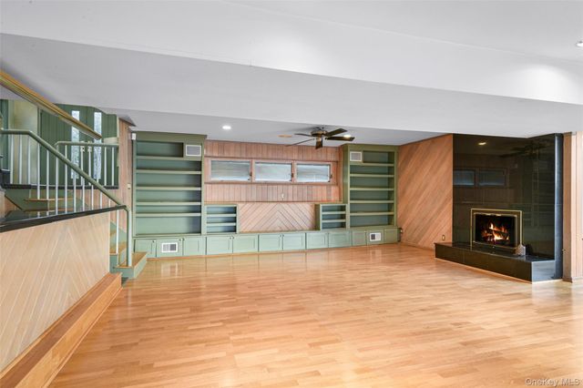 31 Clover Place, New Rochelle, NY 10805