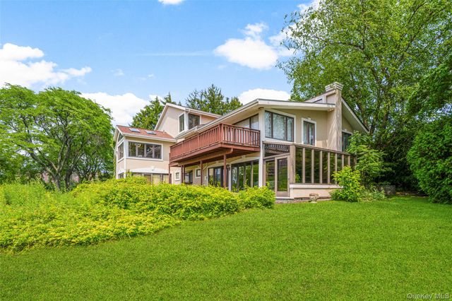 31 Clover Place, New Rochelle, NY 10805